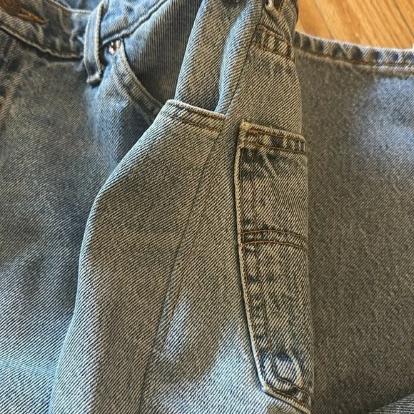 Levi’s 25 vintage 560’s RARE orange tab altered, great silhouette, great cond